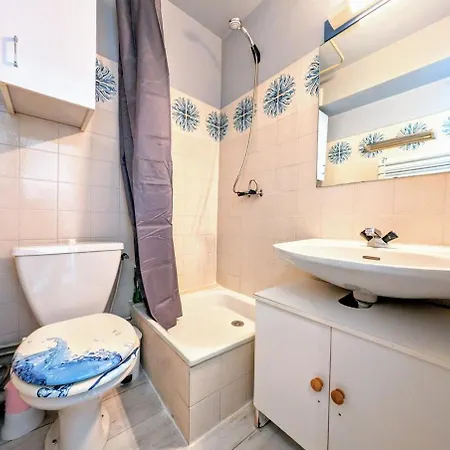 Cap Vue Port Pools Tennis Loggia Wifi Clim