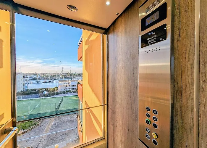 Cap Vue Port Pools Tennis Loggia Wifi Clim * Agde