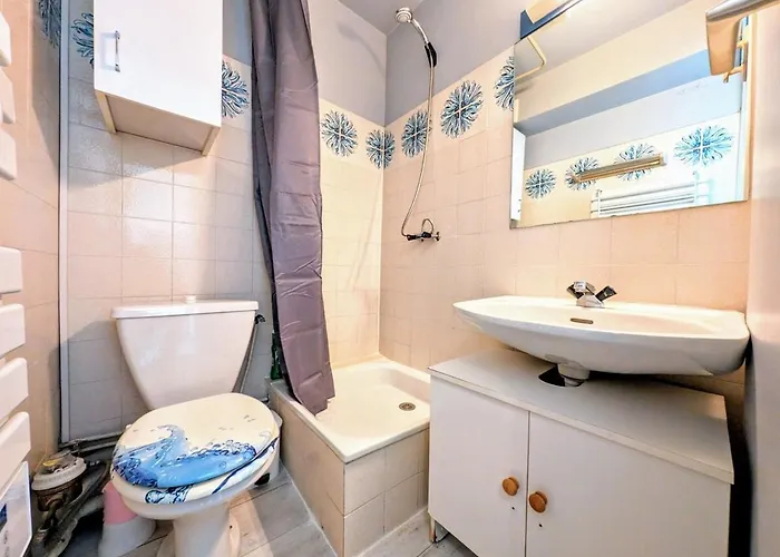 Cap Vue Port Pools Tennis Loggia Wifi Clim